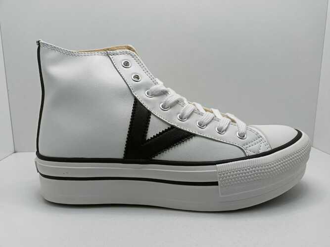 Bota VICTORIA negro plataforma TRIBU | Tienda Online de Calzado Infantil