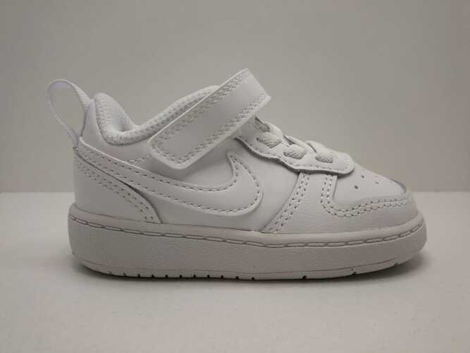 zapatilla NIKE clásica court blanca