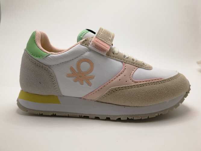 Zapatilla BENETTON blanco y beige velcro