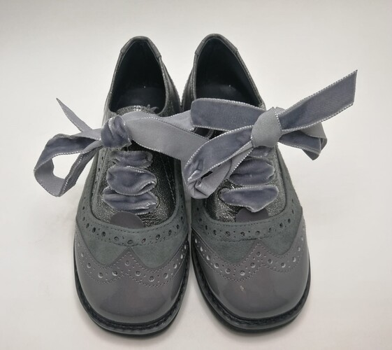 zapato LANDOS vestir charol gris