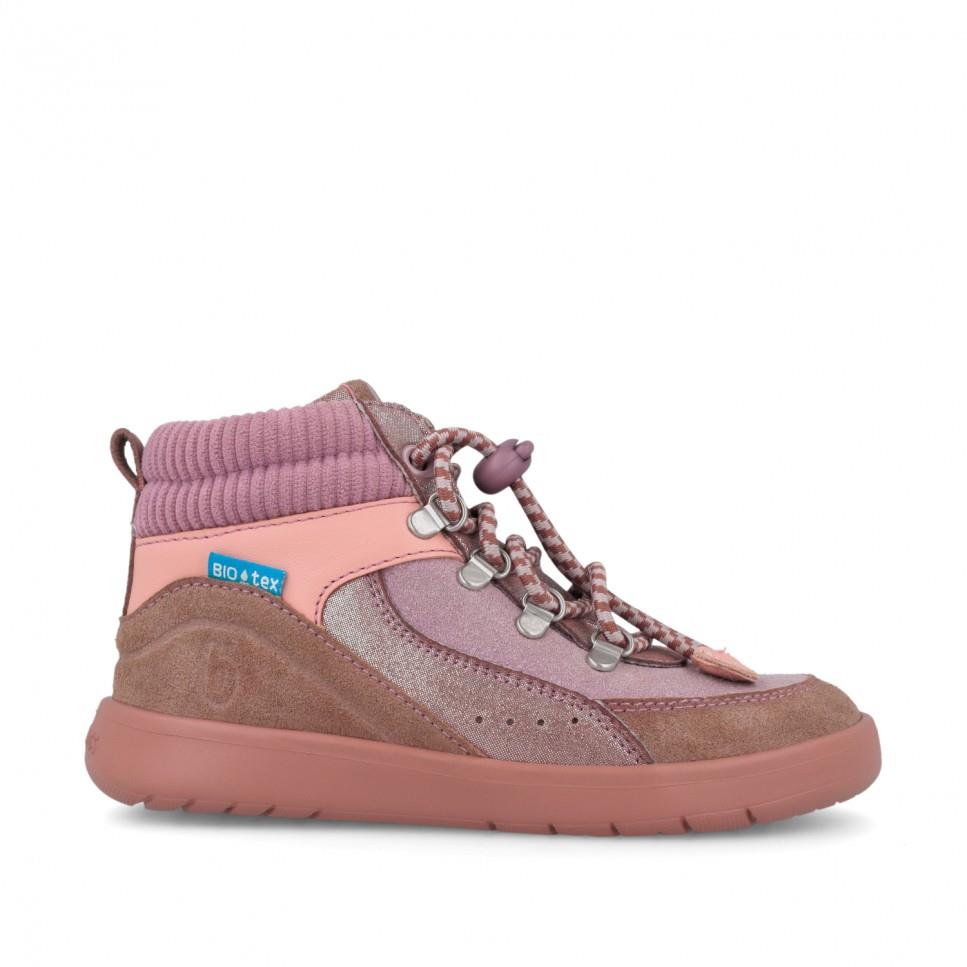 Bota BIOMECANICS con membrana impermeable en color lila