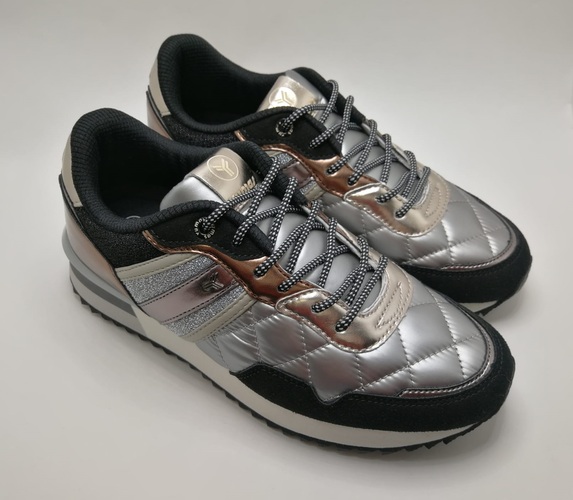 zapatillas YUMAS cordones METALIZADO negro